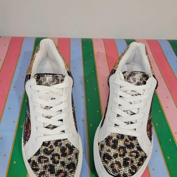 BETSEY JOHNSON Sneakers with Gold and Leopard Print - Picture 11 of 12